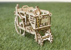 Трактор Ugears 3d конструктор - вид 5 миниатюра